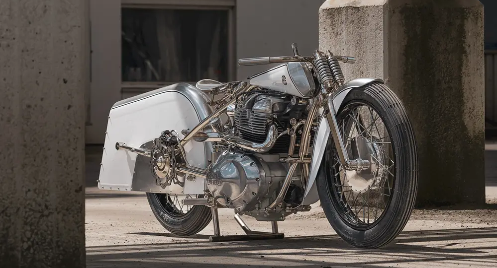 Искусство вне утилитарности: как кастом Animus One на базе Royal Enfield расколол мотоиндустрию на London Bike Shed 2026