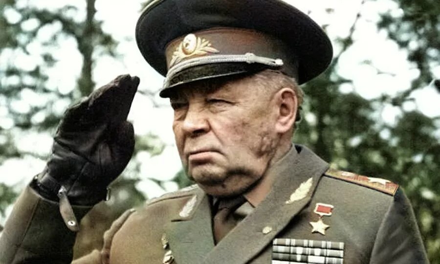 Предательство или спасение? Тайна фамилии, которую «дядя Вася» унес с собой