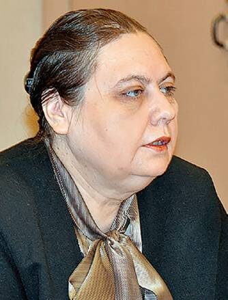    : Валентина Жиромская