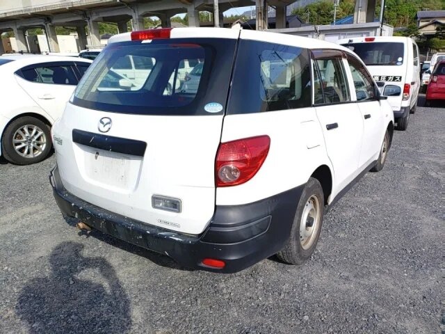 Mazda Familia S-Wagon 2017 год