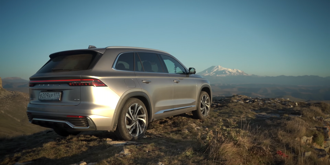 🌍 3500 км за 3 дня на Geely Monjaro тест драйв — Москва → Эльбрус! Доедет ли?