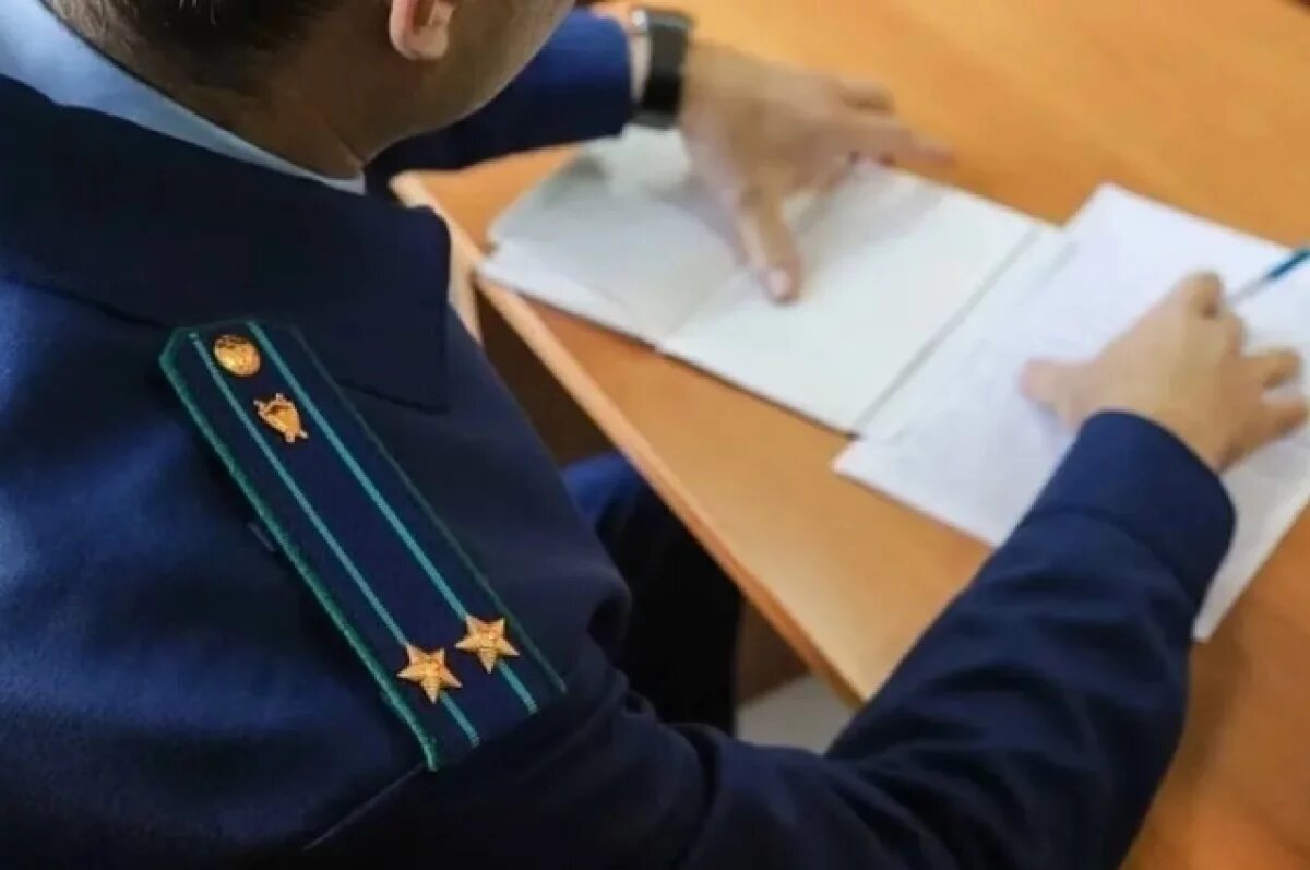    Власти проверяют нарушения благоустройства на Суворова