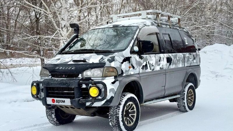     «Камуфляжного железного путешественника» продают в Барнауле за 899 тысяч рублей. drom.ru