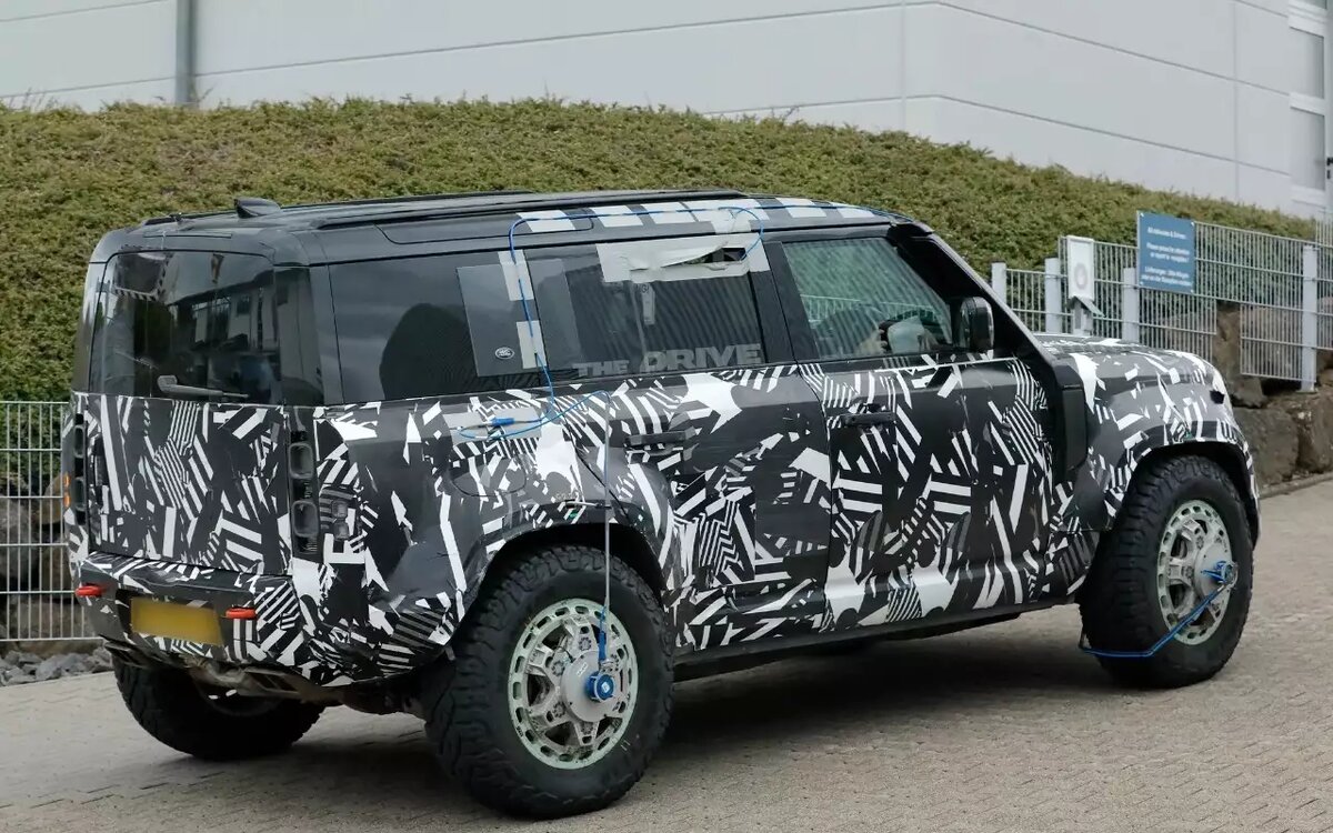 Land Rover Defender получит экстремальную спортверсиюLand Rover Defender вывели на трассу Нюрбургринг — испытывают новую топ-версию
📷
📷
📷
📷
📷
📷
📷
📷
📷

