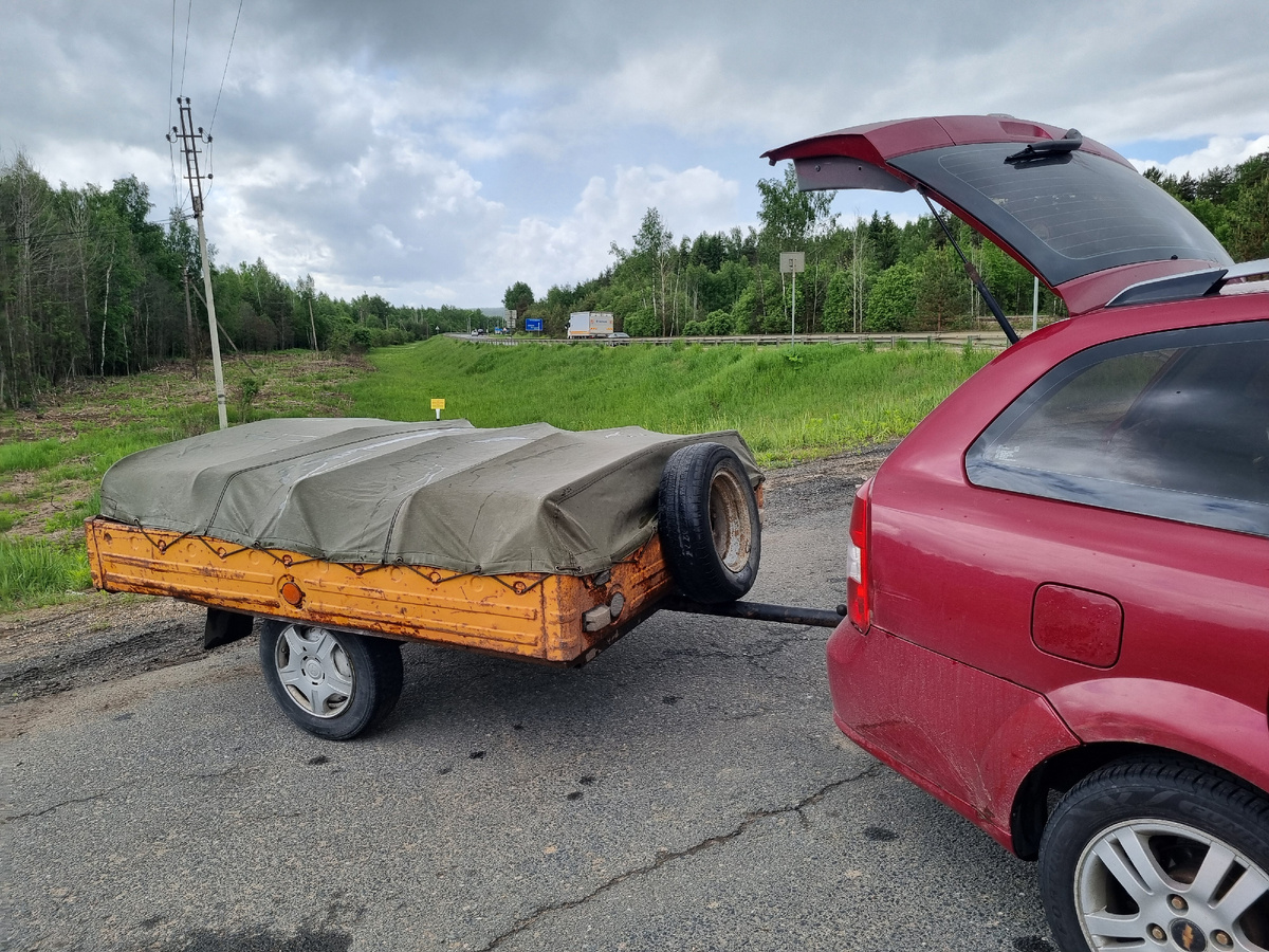 Наш корабль взял курс на север