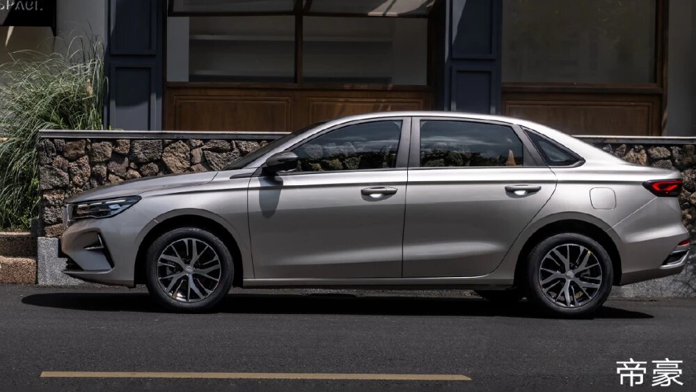 Новый Geely Emgrand IV