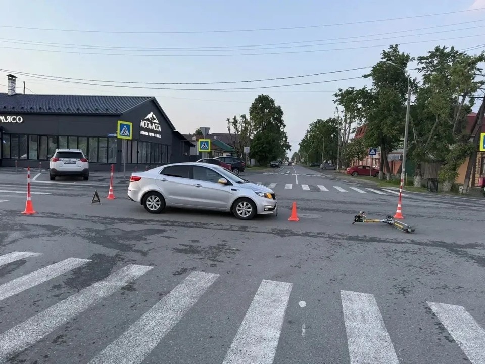    Несовершеннолетние ехали по второстепенной дороге и не уступили проезд автомобилю KIA. Фото: Госавтоинспекция Тюменской области
