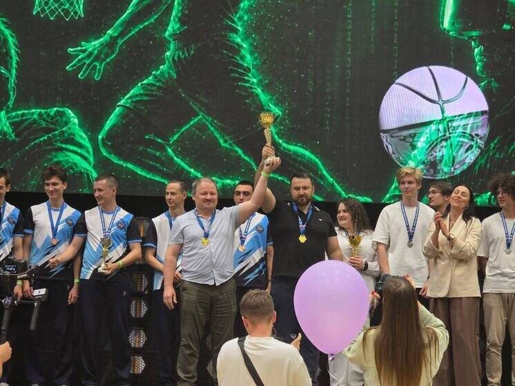     Фото: Федерация спортивного программирования РД
