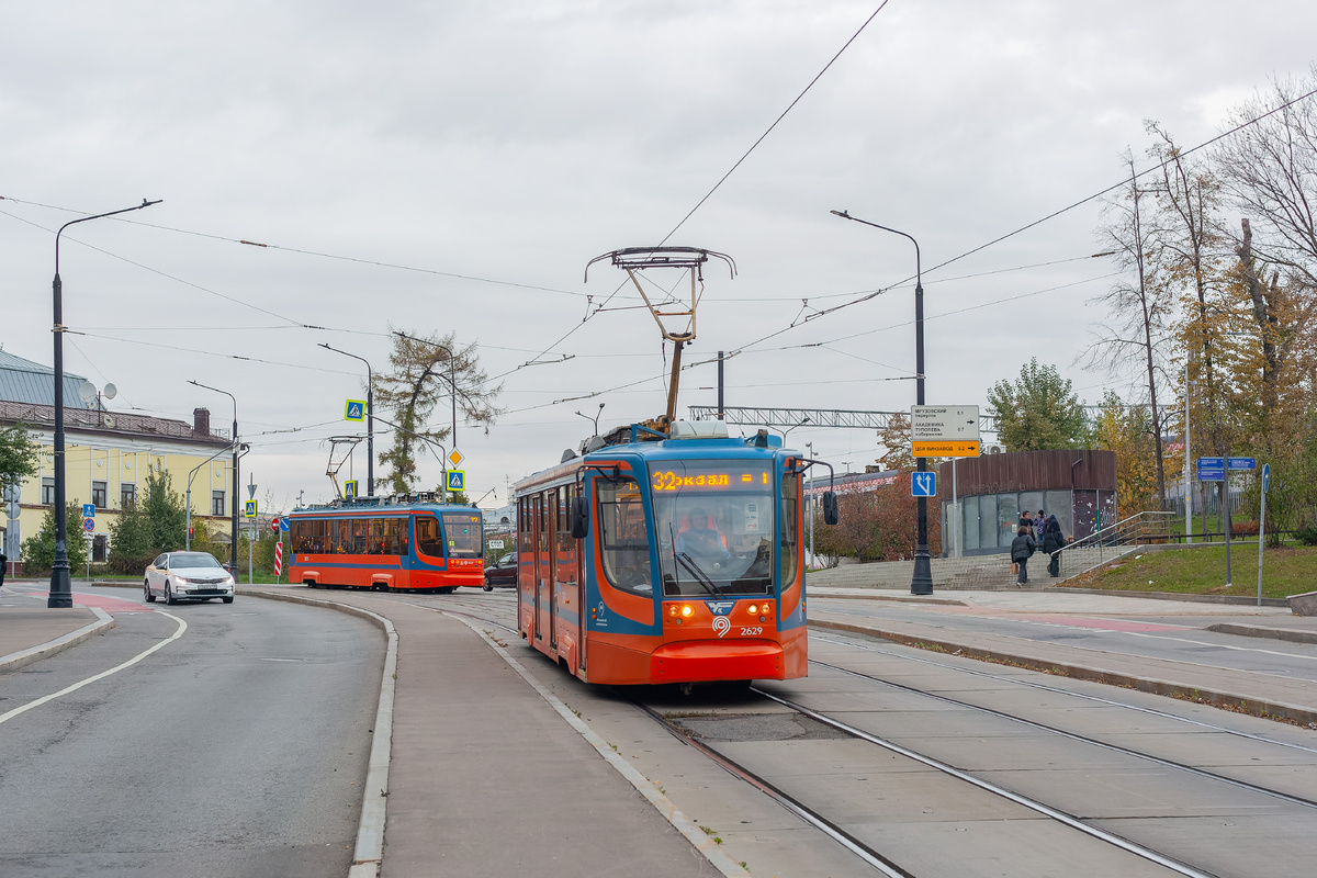КТМ-23 в Москве, Сырмоятничекский переулок. Октябрь 2024.
