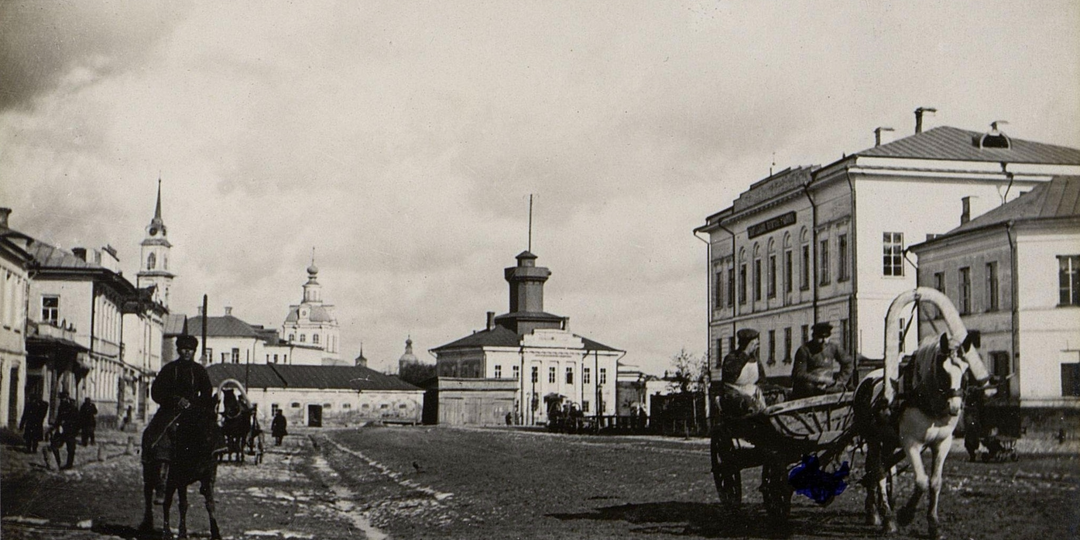 Тульское женское епархиальное училище. Храм в честь Введения во храм Пресвятой Богородицы. Долгий путь к "Искре"