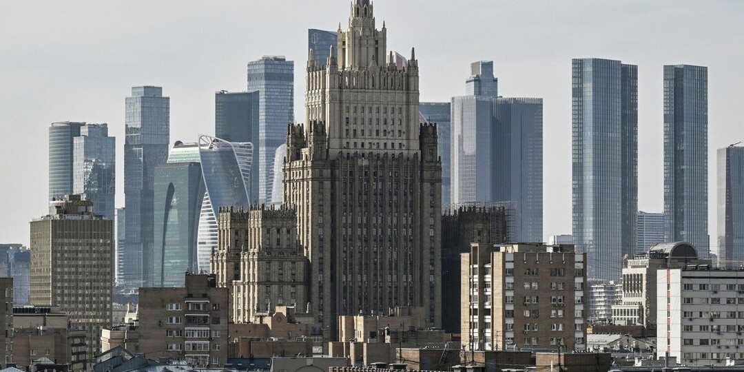 Россия предупредила персонал посольств о необходимости покинуть Киев