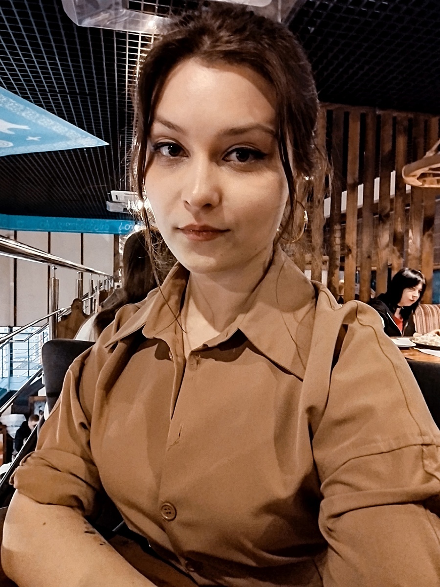  Полина, героиня этой истории.