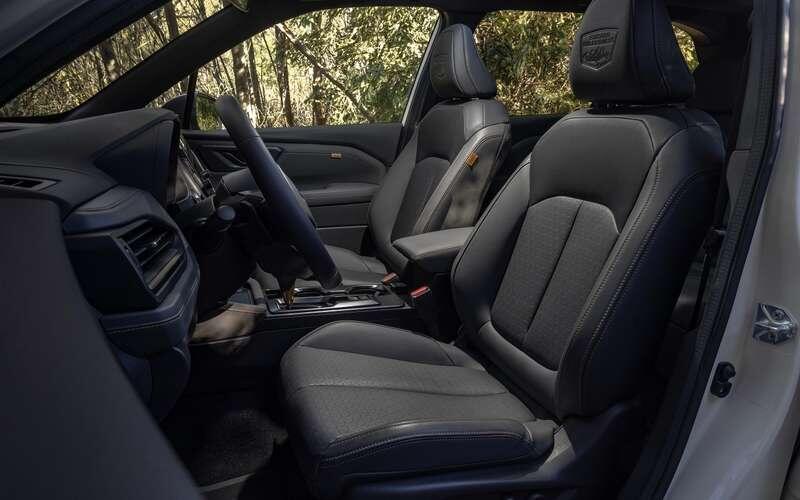 Интерьер Subaru Forester Touring EX📷
