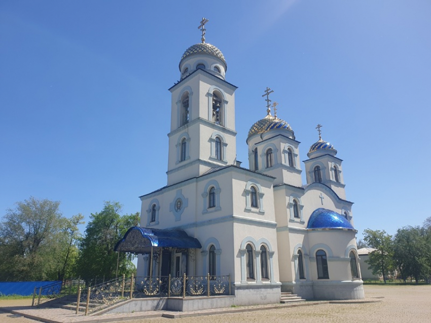 Храм Покрова Пресвятой Богородицы в станице Кутейниковской