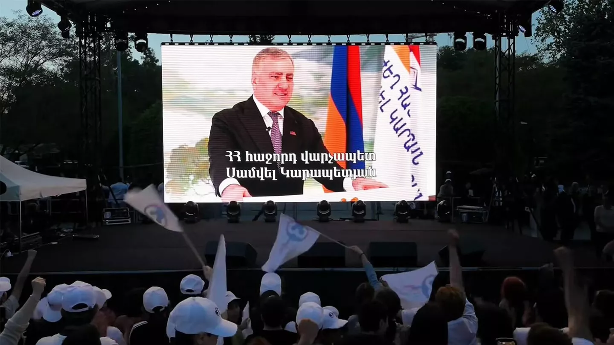 © Photo : press office of the Strong Armenia Alliance