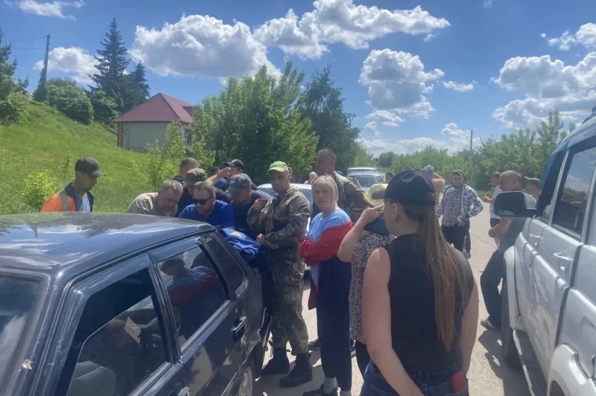    Фотографии с поисков пропавших отца и сына в Липецкой области.