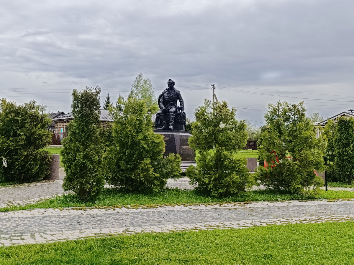 Памятник А.В. Суворову в селе Кистыш