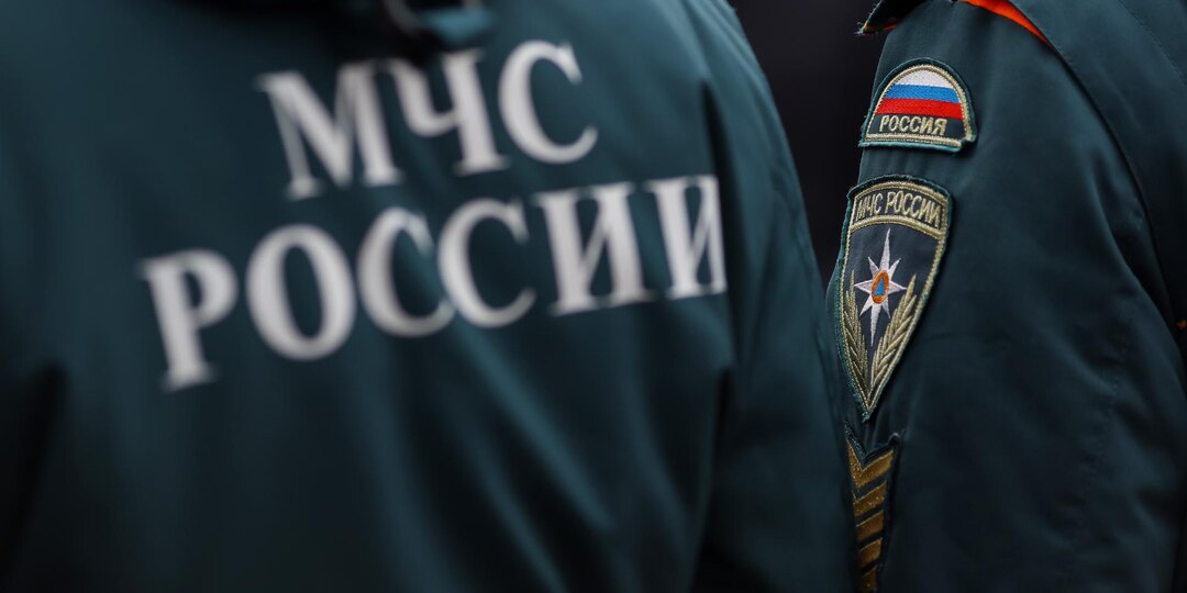 Лодка с людьми перевернулась на Финском заливе