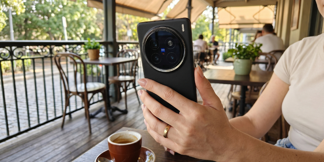 Vivo X300 16/512GB Black — флагманский смартфон с 200 Мп камерой и Dimensity 9500