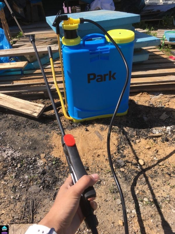 Опрыскиватель Park объёмом 16 литров