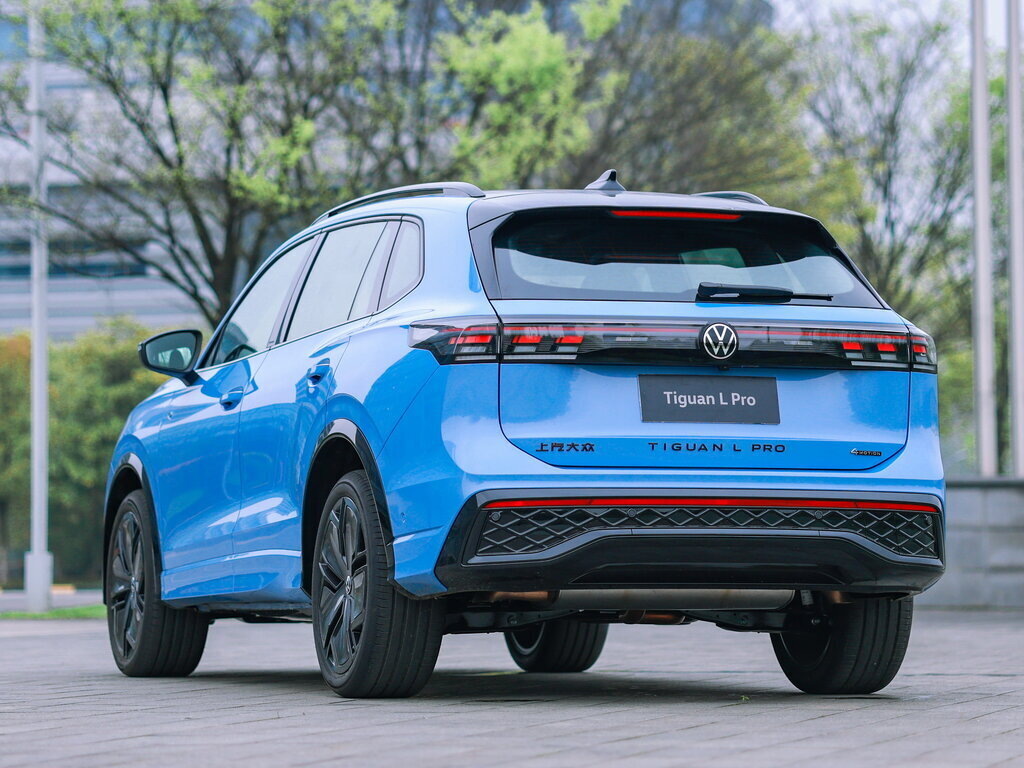    Volkswagen Tiguan L   
Volkswagen