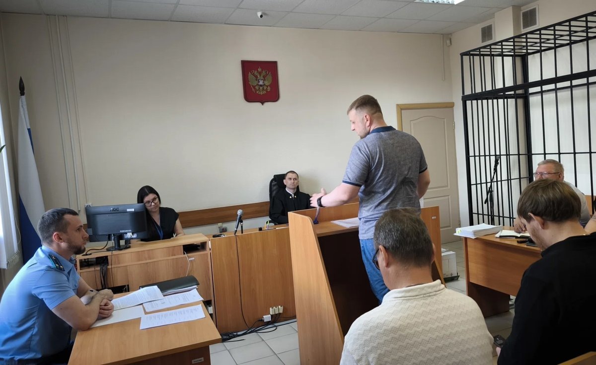     Представитель страховой компании дал показания в суде Кургана по делу сестер Камшиловых