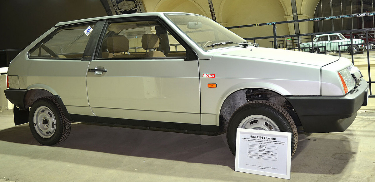 ВАЗ-2108