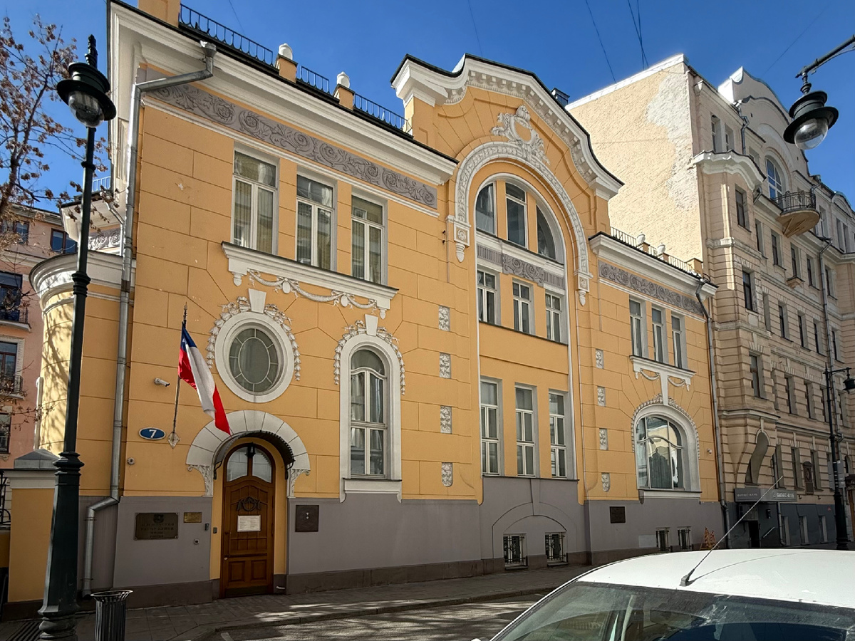 Фото автора канала. Особняк Бройдо и Бурдакова.
