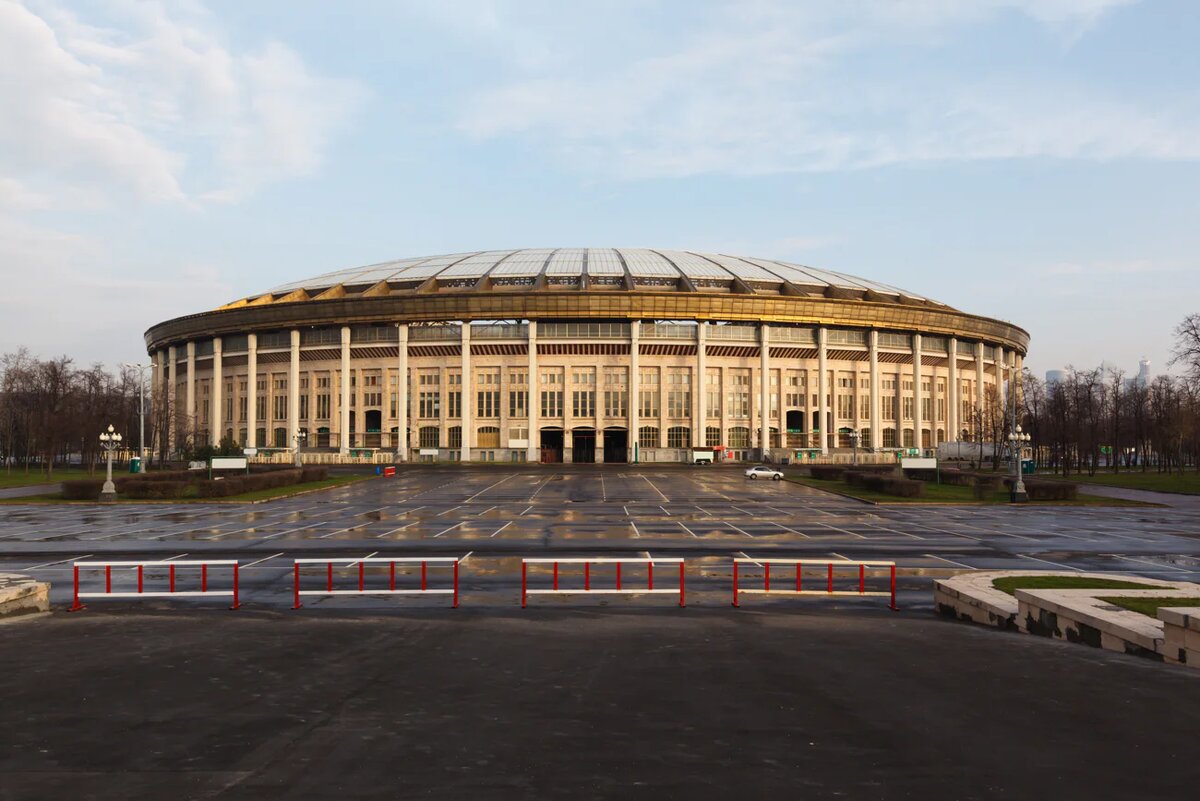 Лужники