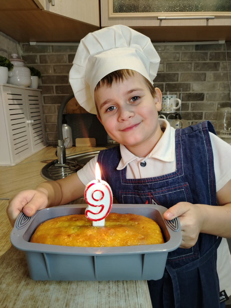 Кирилл готовит разные блюда – от каш до десертов. На фото - вкусный апельсиновый кекс.
Фото: предоставлено Ириной Сонновой