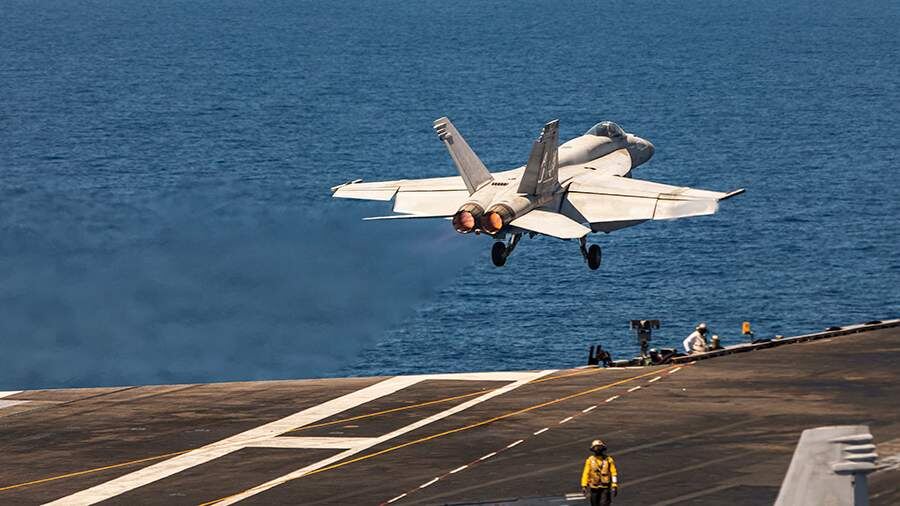    Фото: Global Look Press/Mc2 Daniel Ruiz/U.S Navy