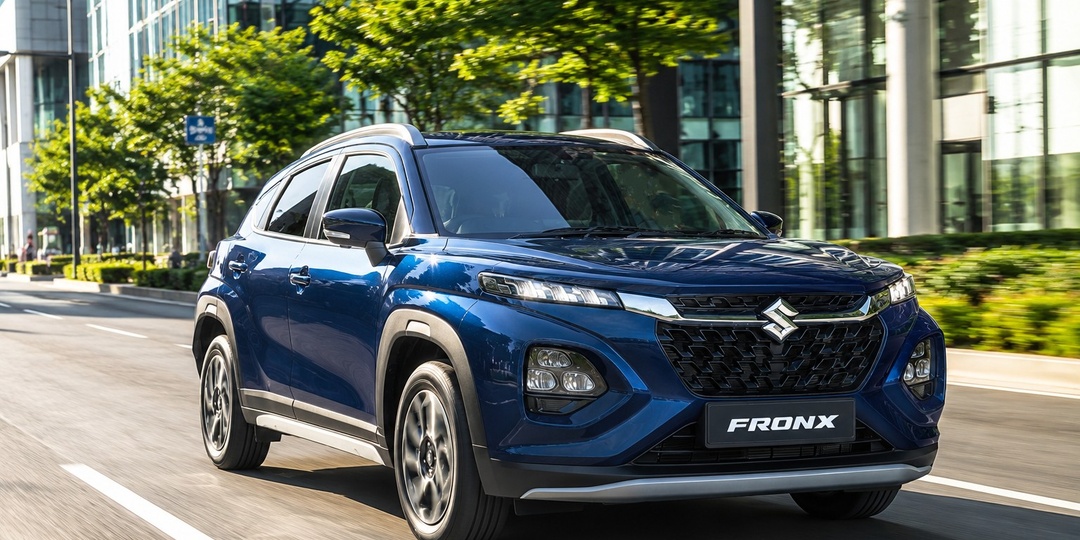 Suzuki Fronx: почему этот маленький японский кроссовер внезапно оказался умнее большинства современных SUV