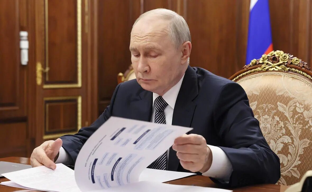    Источник: Владимир Путин Фото: Администрация Президента России. rbc.ru Евгений