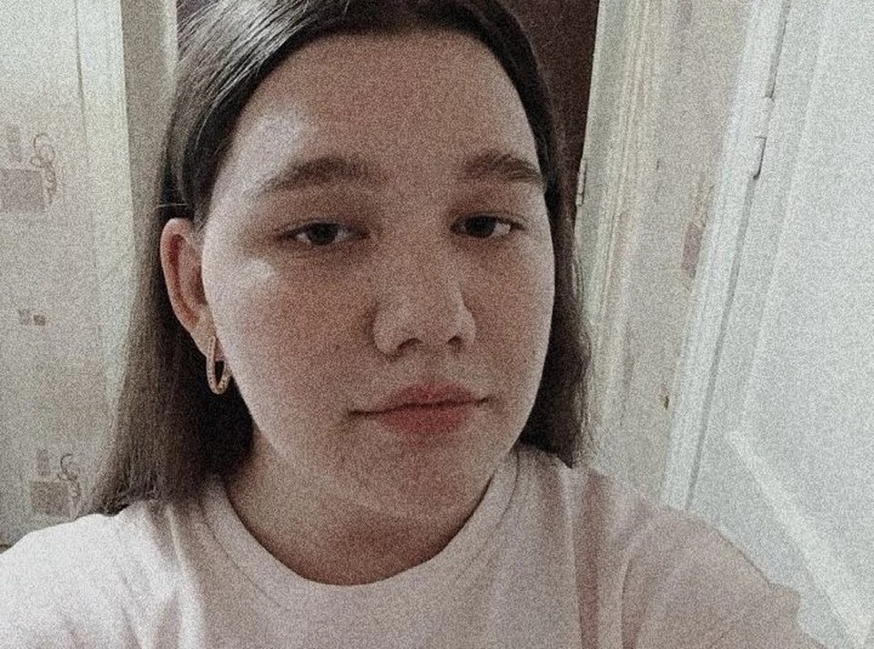    Лиза Донцова спаслась во время обстрела ВСУ колледжа в Старобельске Личный архив