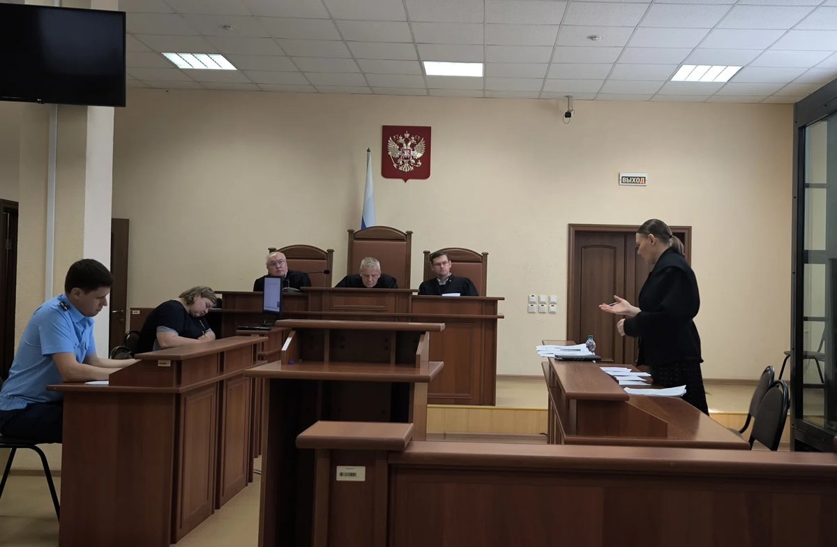    В Кургане состоялось апелляционное заседание по приговору экс-полицейскому за превышение полномочий