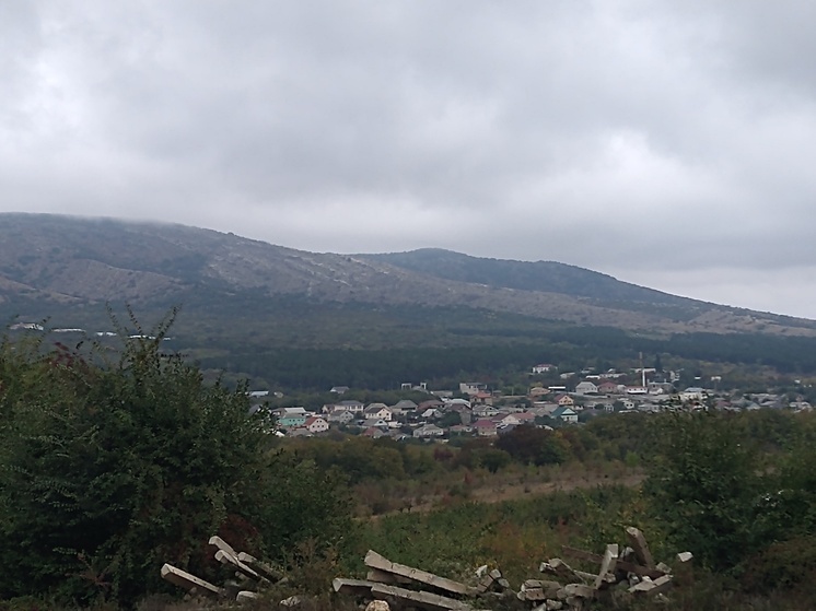     Вид на Старый Крым. Фото Е.Семаевой