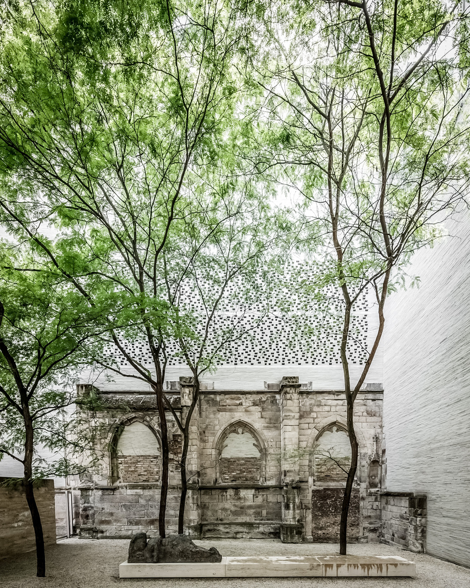 Architect: Peter Zumthor | Geo: Haldenstein, Switzerland