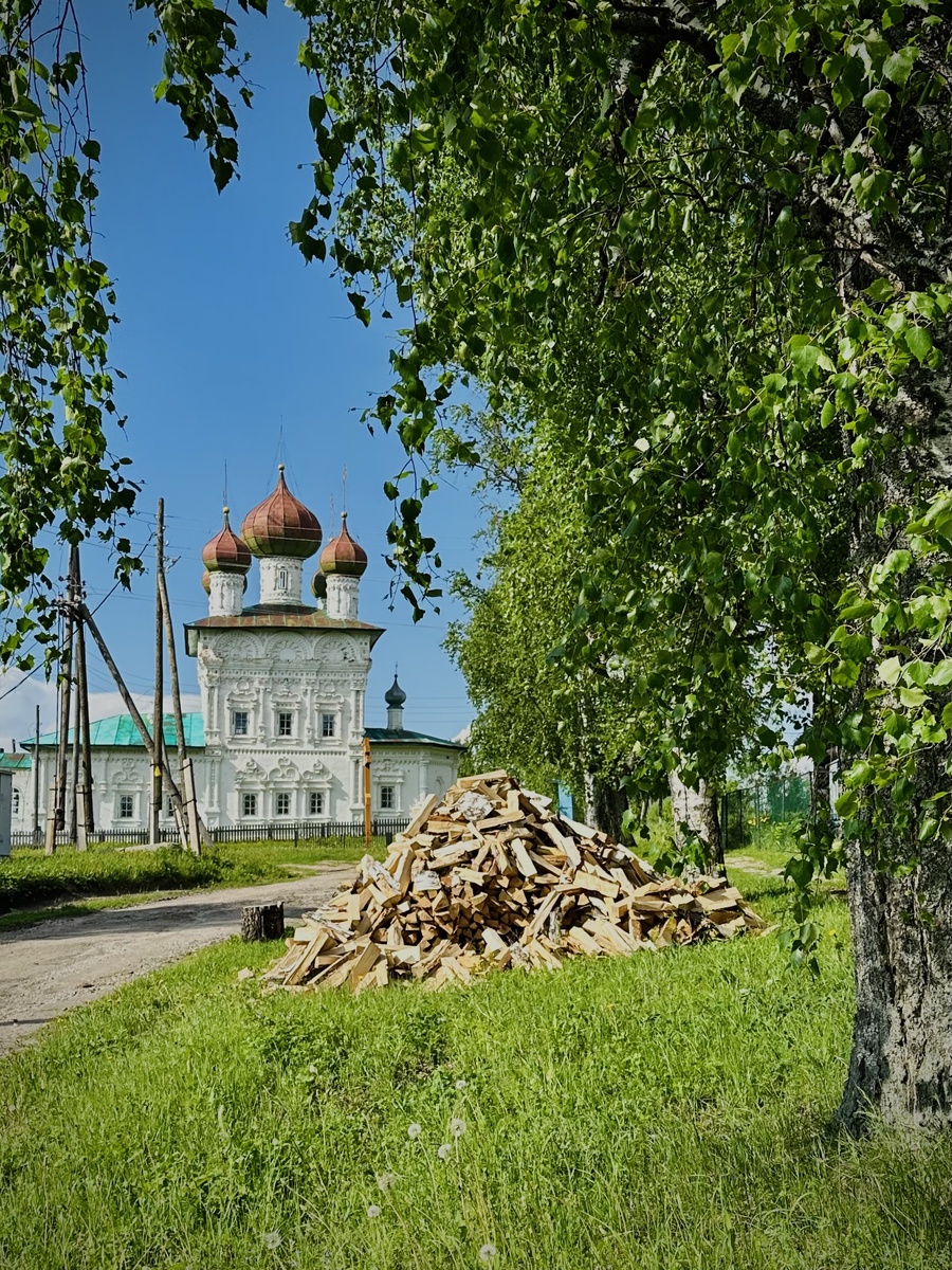 Никольский храм в Ныробе