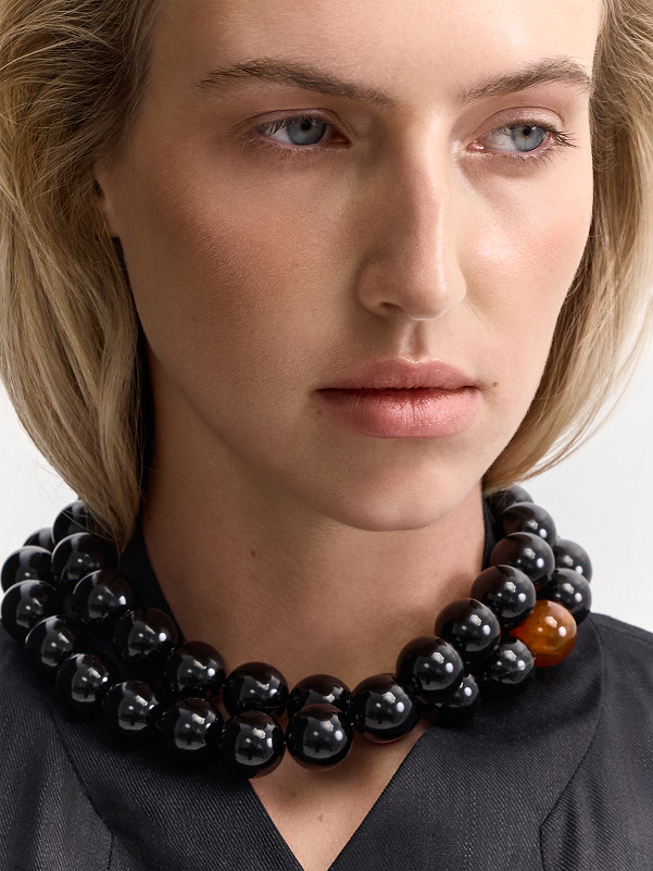 L215/blackagate