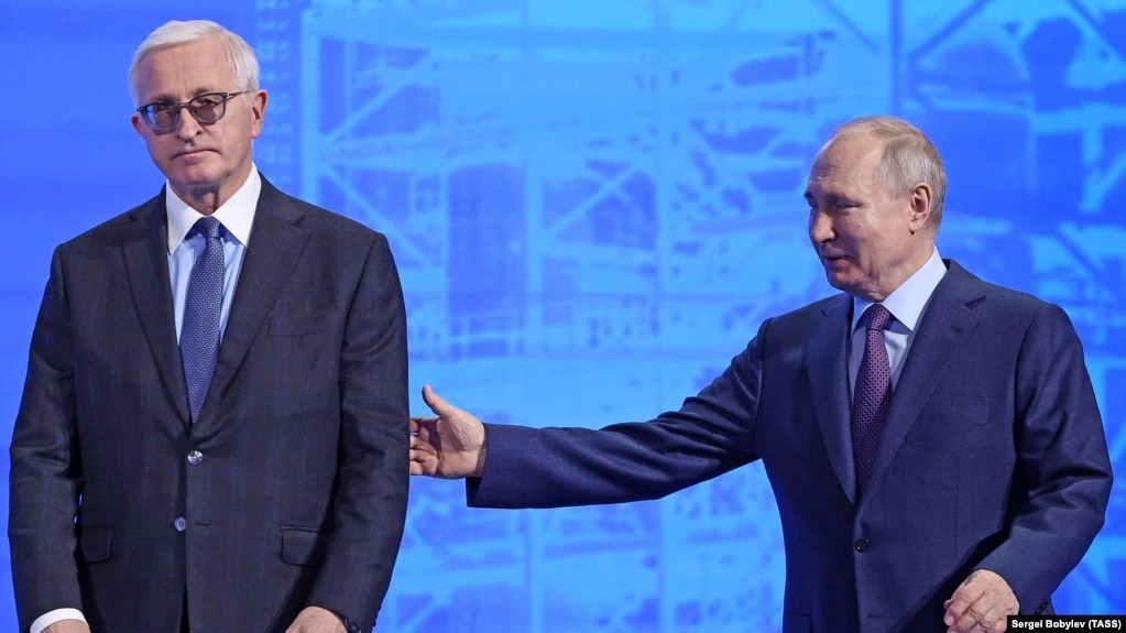 Владимир Путин и президент Российского союза промышленников и предпринимателей (РСПП) Александр Шохин