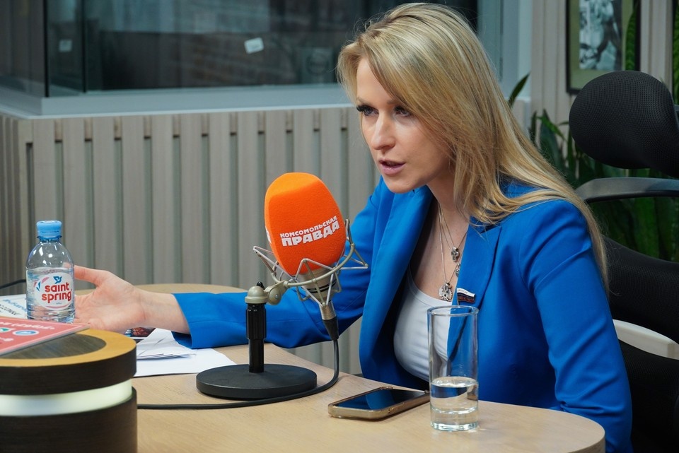    Яна Лантратова Александр ШПАКОВСКИЙ