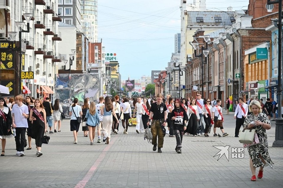    Последний звонок празднуют 26 мая Ольга ЮШКОВА