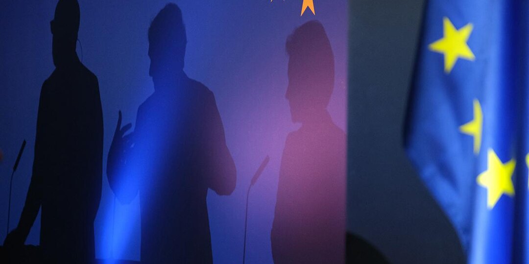 В ЕС предложили временно лишать новых членов права вето из-за Венгрии