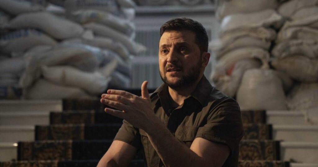 Зеленский назвал дату окончания конфликта: в России указали на условие, без которого мира не будет