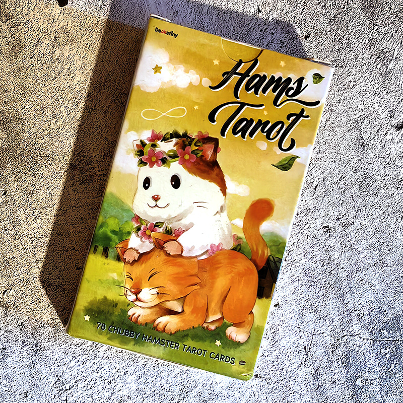Hams Tarot: дизайн коробки (фото моё)