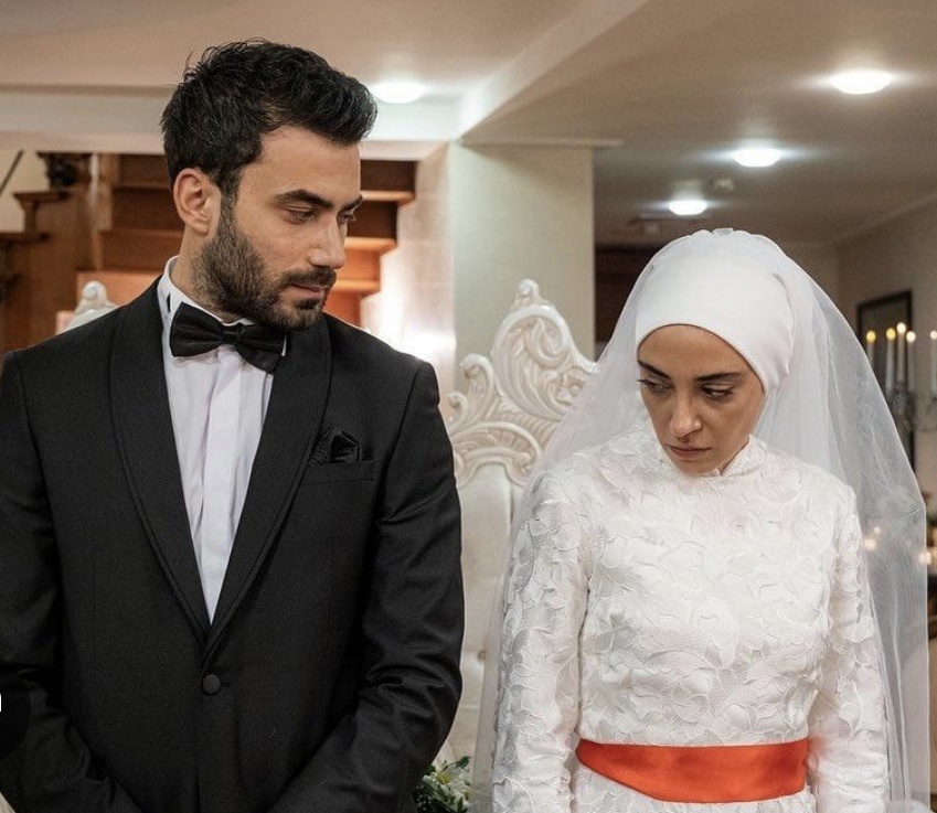 Кадр из сериала.