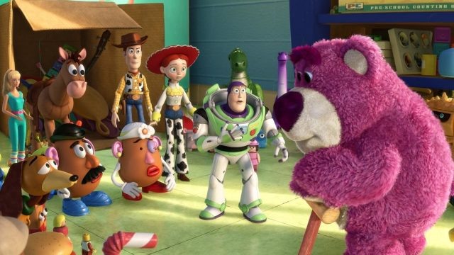   Кадр из мультфильма «История игрушек: Большой побег» (Toy Story 3)