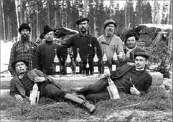 Компания лесозаготовщиков Холмогорского уезда Архангельской обл. Фото И. Соберга. Период с 1910 по 1917 гг.