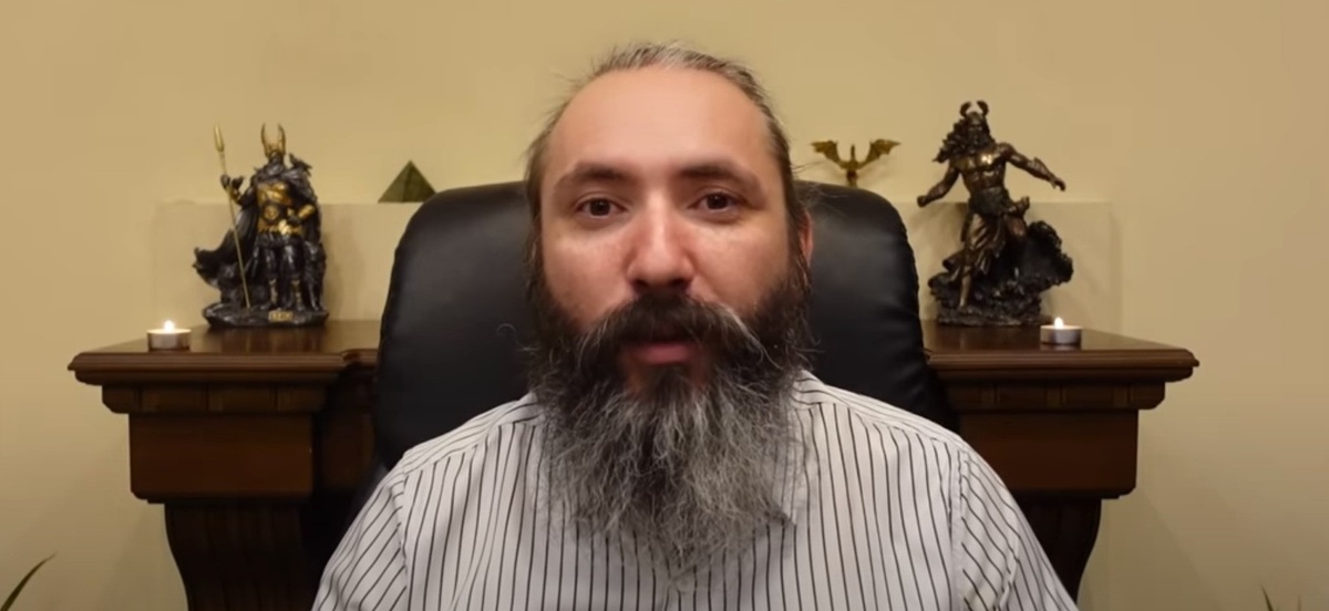 Юрий Исламов