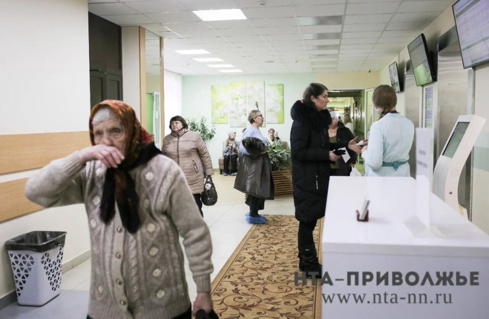    Глава Минздрава Удмуртии прокомментировал очереди за справками в детские лагеря